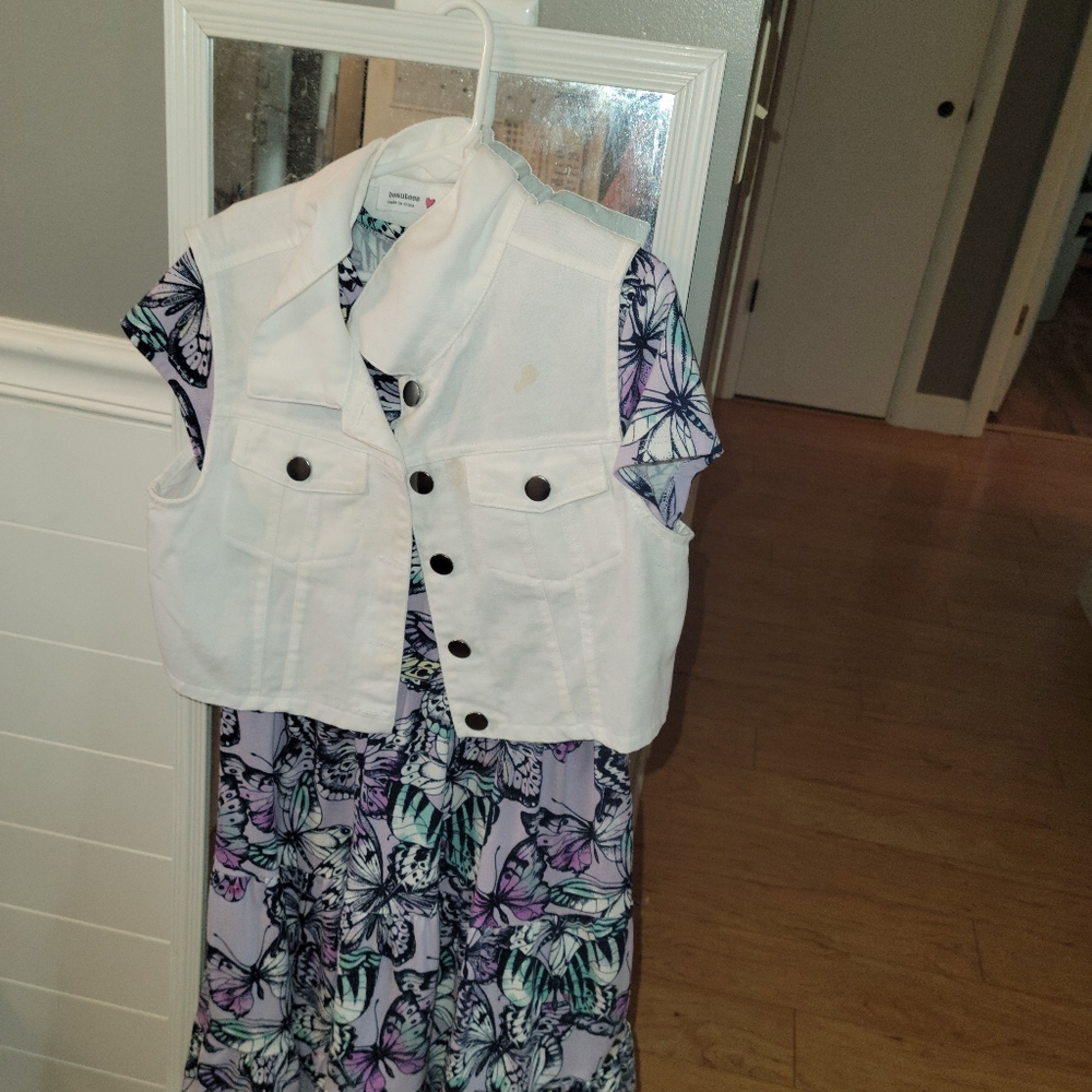 Girls dress